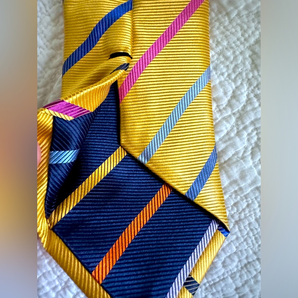 Haines & Bonner of London Tie 🦋 - Picture 5 of 7